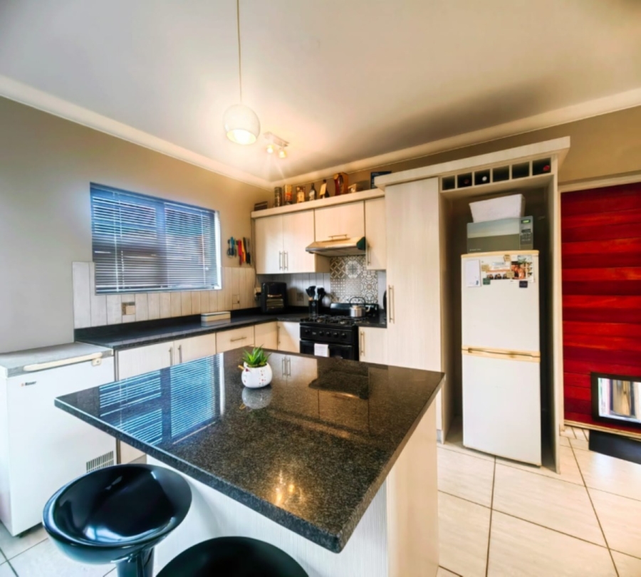 3 Bedroom Property for Sale in Grimbeeck Park North West